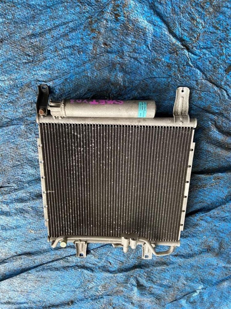 Радиатор кондиционера Ниссан Титан в Усолье-Сибирском 213790