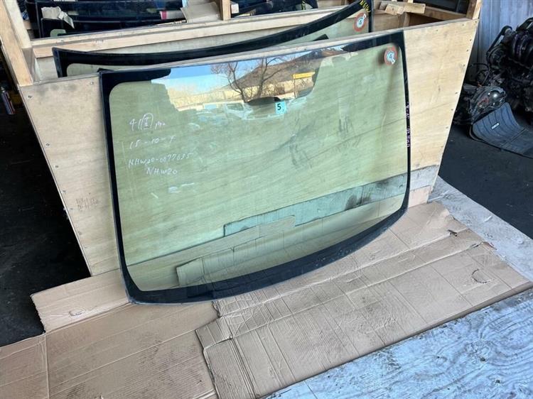 Лобовое стекло Тойота Приус в Усолье-Сибирском 236521