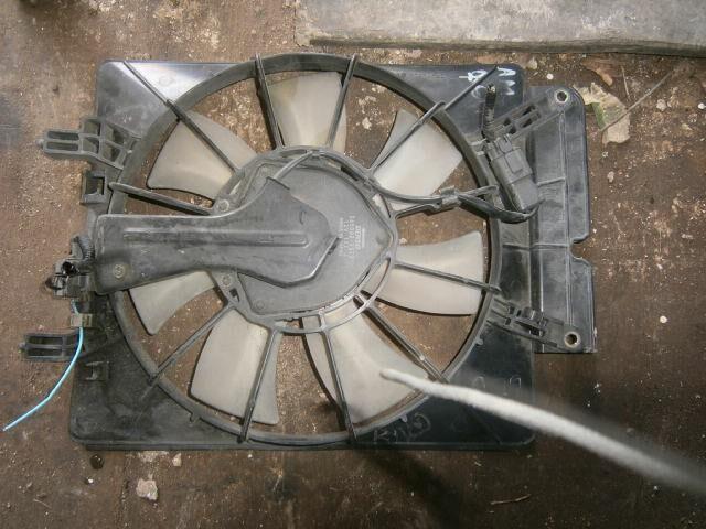 Диффузор радиатора Хонда СРВ в Усолье-Сибирском 24032