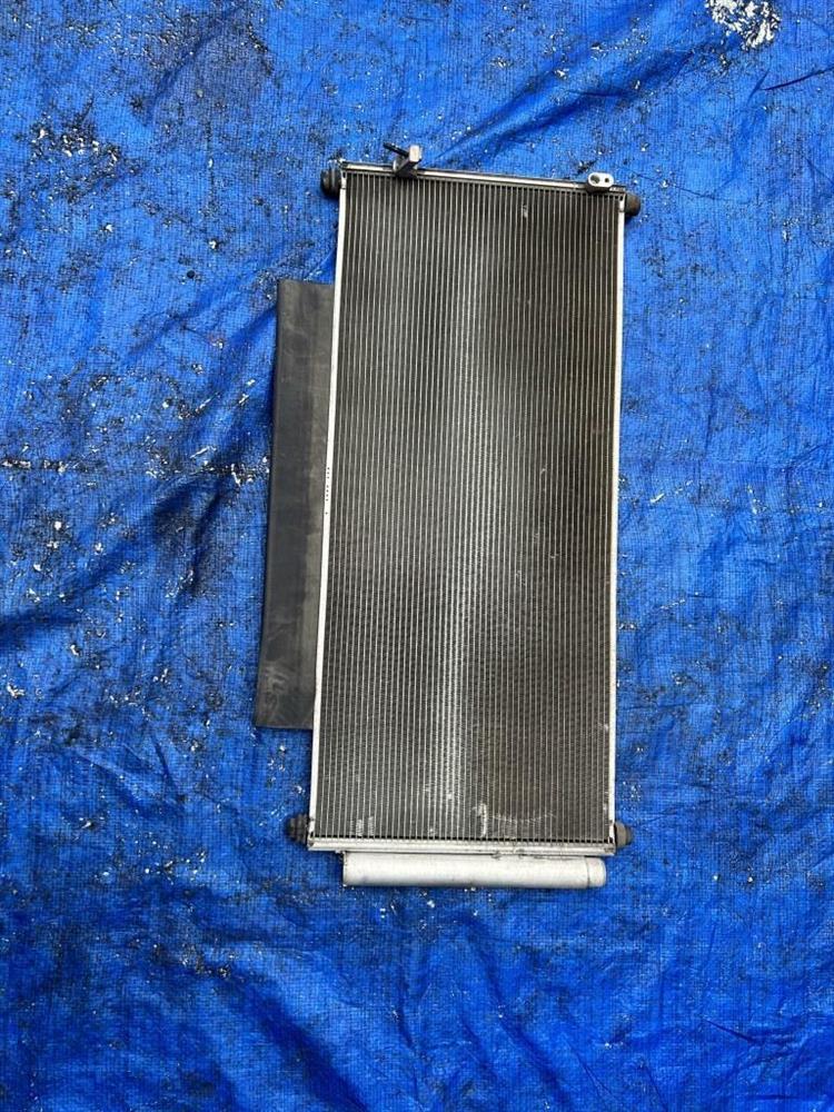 Радиатор кондиционера Хонда Фит в Усолье-Сибирском 240686