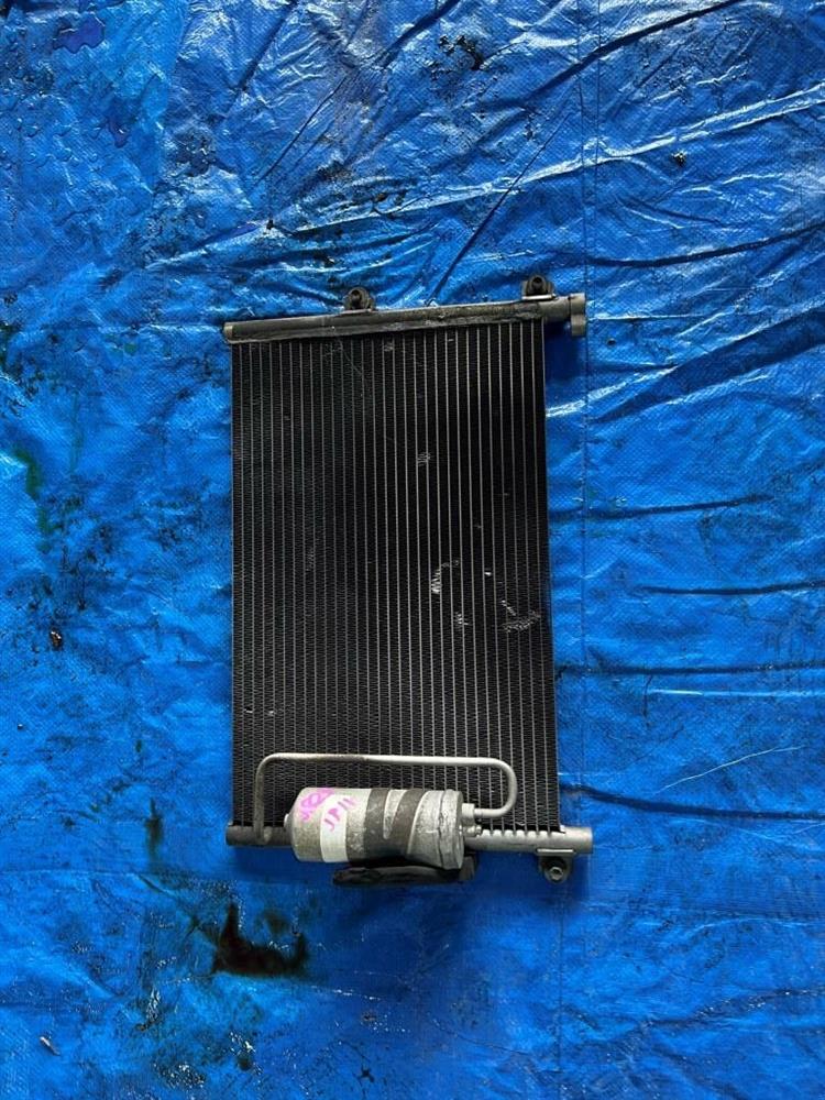 Радиатор кондиционера Suzuki Jimny