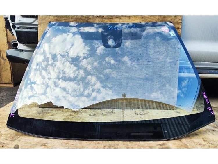 Лобовое стекло Тойота Королла в Усолье-Сибирском 255796