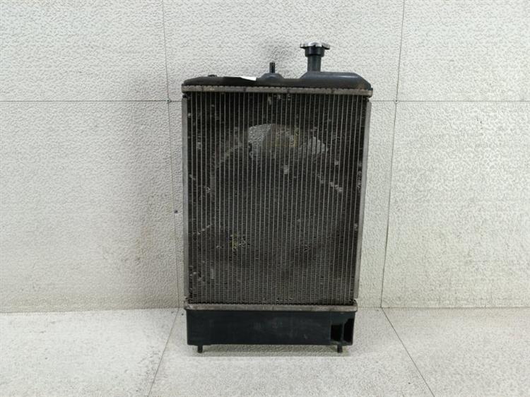 Радиатор основной Мицубиси ЕК в Усолье-Сибирском 450841