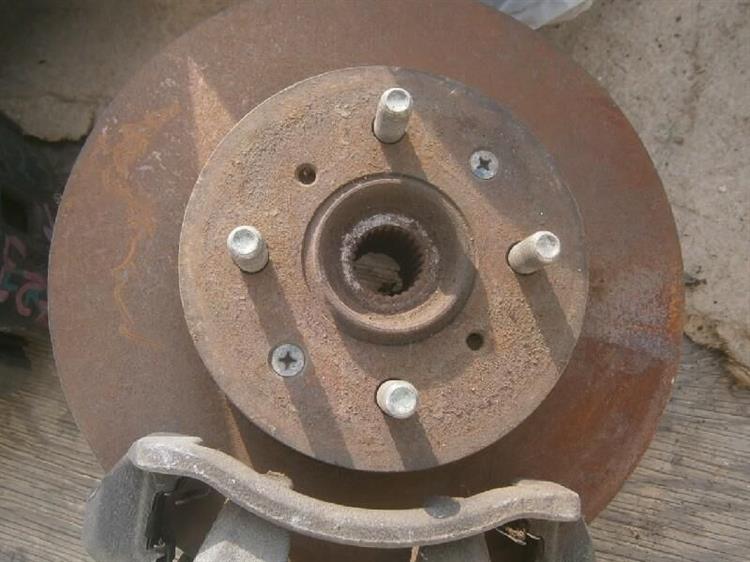 Тормозной диск Хонда Фрид Спайк в Усолье-Сибирском 53091